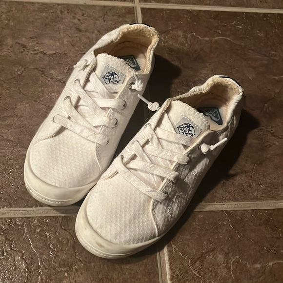 Roxy white slip on shoes - Picture 1 of 3